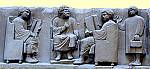 057. bas-relief de Neumagen - professeur et eleves (fin du 2eme s. p.C.).jpg